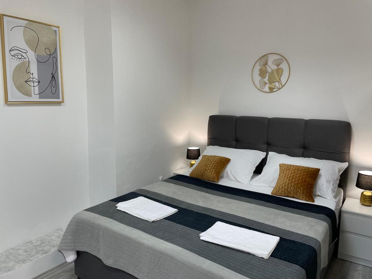 Apartment Studio Beauty In Centar Pula Exteriér fotografie